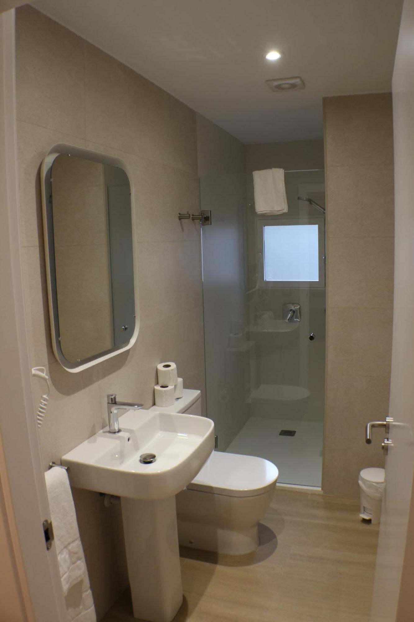 Apartamentos Picos De Europa Santander Bagian luar foto